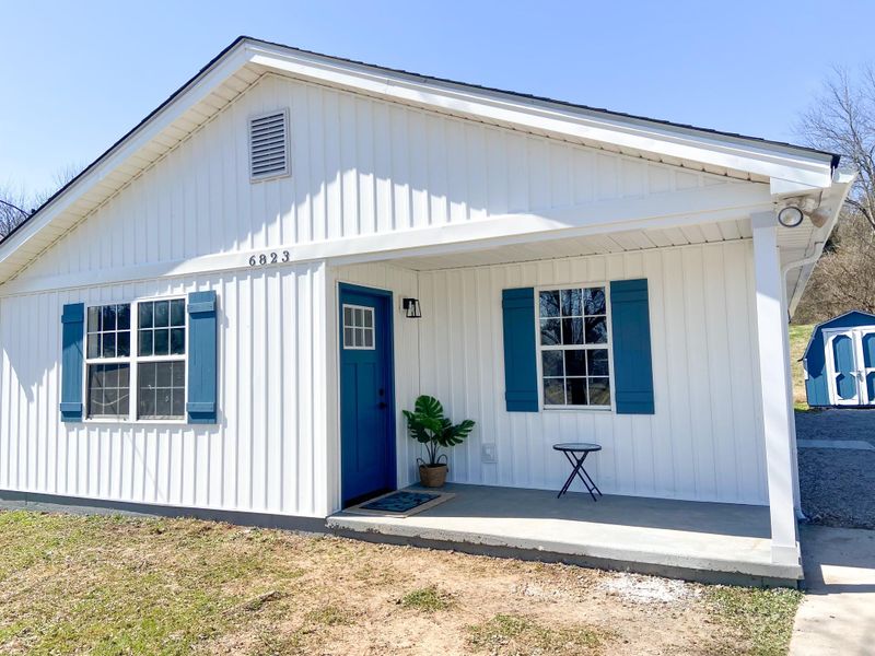 6823 September Ln, Knoxville, TN 37924