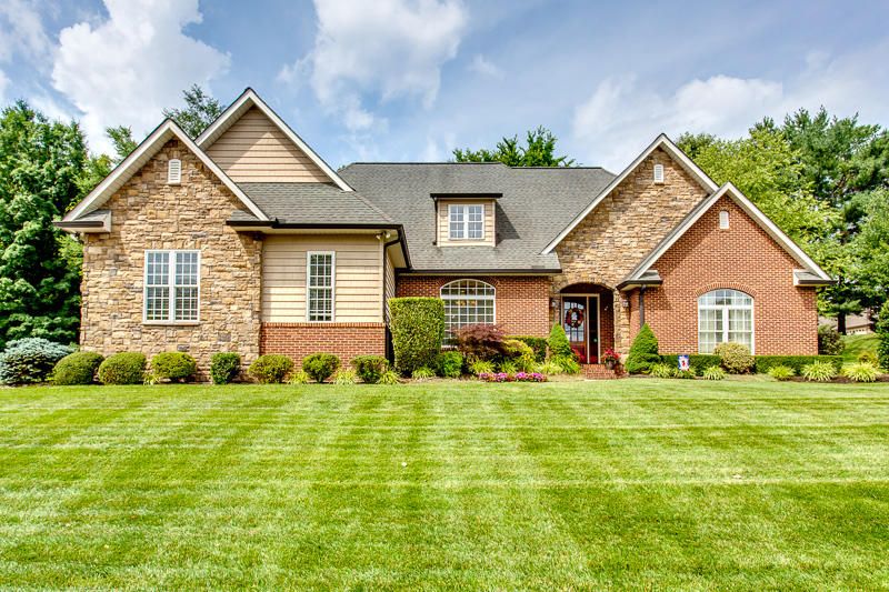 6827 Shadow Creek Rd, Knoxville, TN 37918