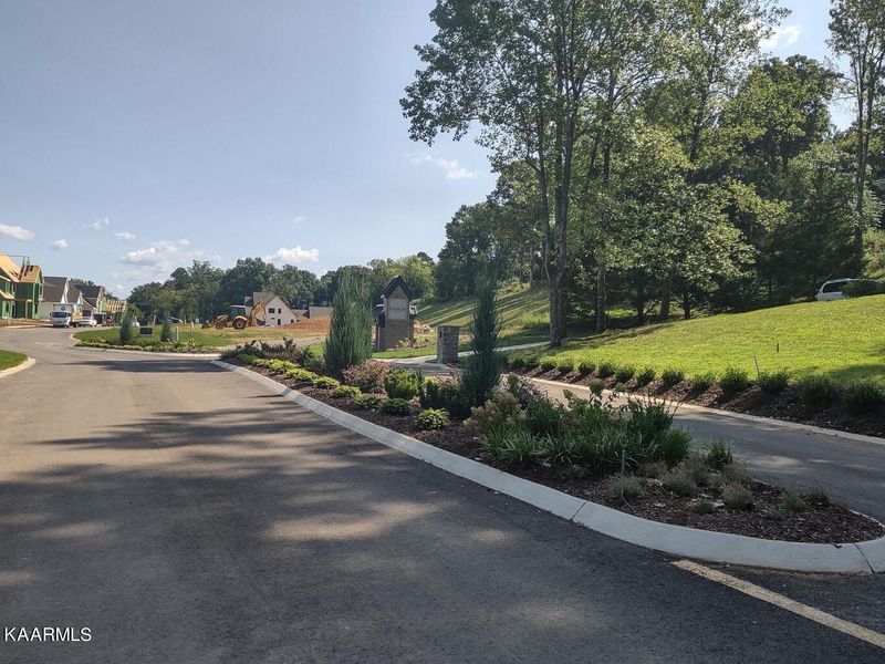 6828 Old Kent Dr, Knoxville, TN 37919