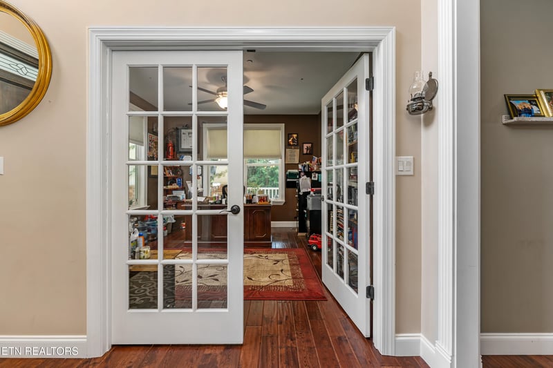 6828 Sunnyview Dr, Knoxville, TN 37914