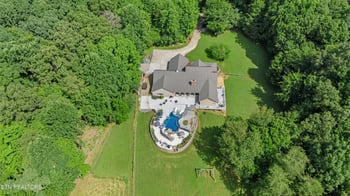 6828 Sunnyview Dr, Knoxville, TN 37914