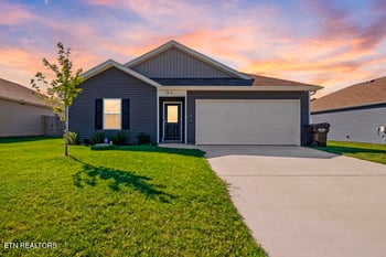 6838 Tall Shadow Ln, Knoxville, TN 37938