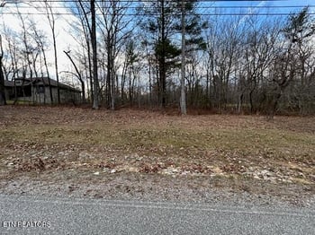684 Westchester Dr, Crossville, TN 38558