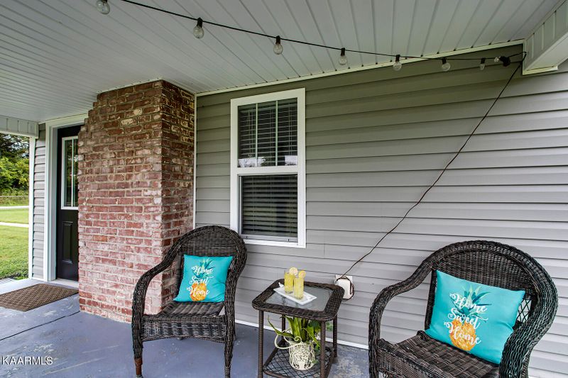 6841 Beeler Rd, Knoxville, TN 37918