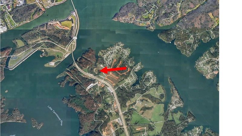 685 Conner Ln, Lenoir City, TN 37772