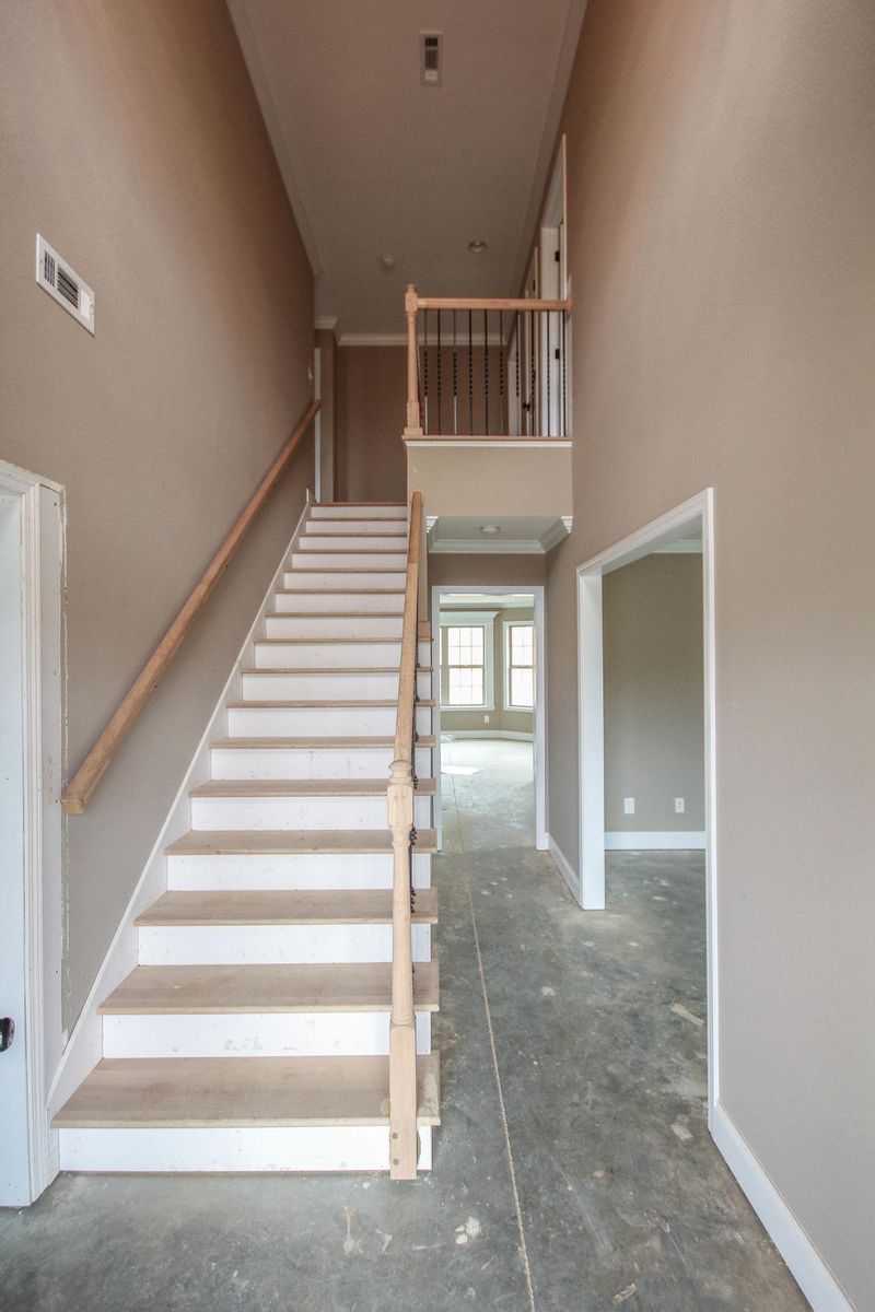 685 Conner Ln, Lenoir City, TN 37772