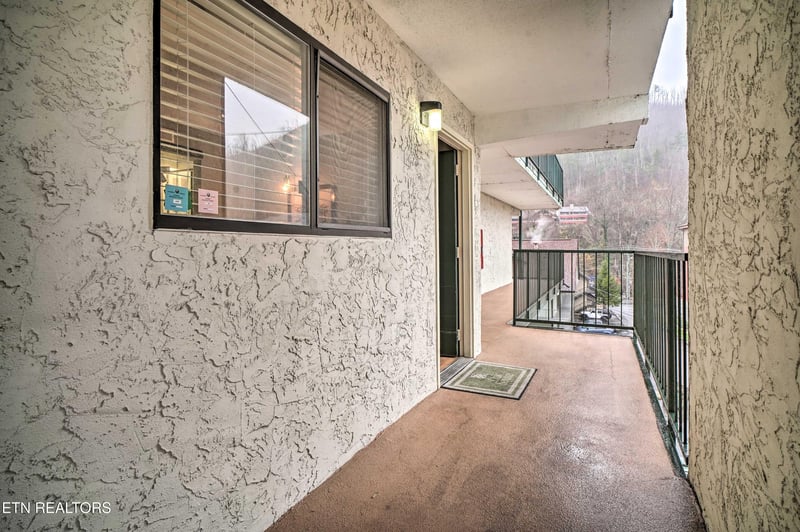 685 River Rd #306, Gatlinburg, TN 37738