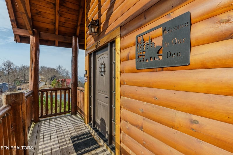 685 Shell Mountain Rd, Sevierville, TN 37876