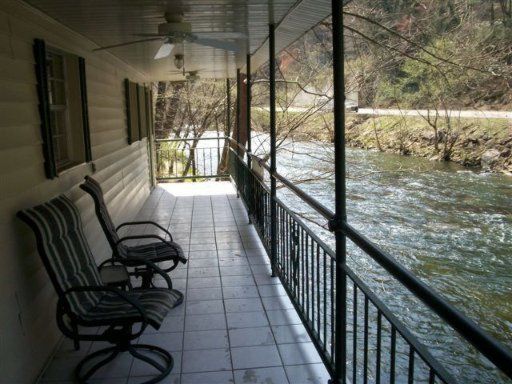 6850 Old Walland Hwy, Townsend, TN 37882