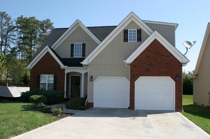 6852 Harvest Grove Ln, Knoxville, TN 37918
