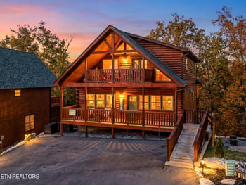 686 Stockton Dr, Sevierville, TN 37876