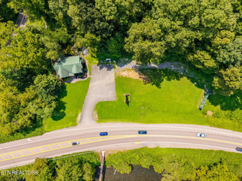 6860 E Lamar Alex Pkwy, Townsend, TN 37882