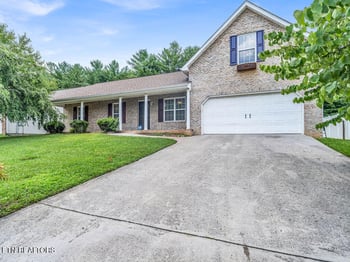 6861 Cardindale Dr, Knoxville, TN 37918