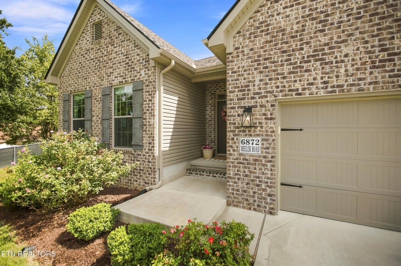 6872 Beeler Rd, Knoxville, TN 37918