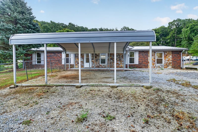 688 Rocky Summit Rd, Bean Station, TN 37708