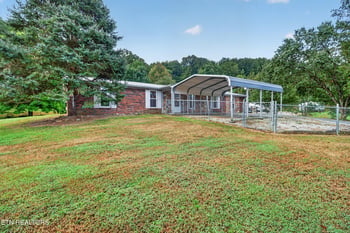 688 Rocky Summit Rd, Bean Station, TN 37708