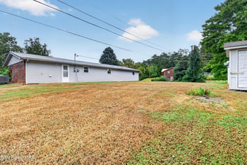 688 Rocky Summit Rd, Bean Station, TN 37708