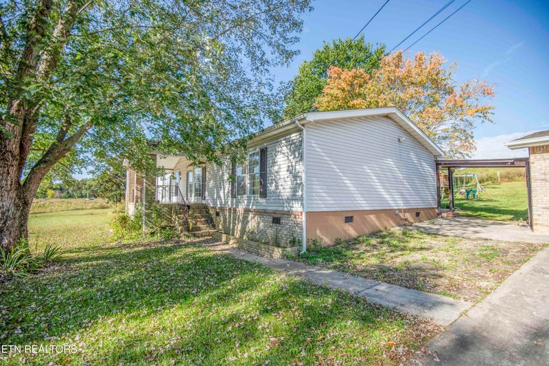 689 Mill Creek Rd, Sunbright, TN 37872