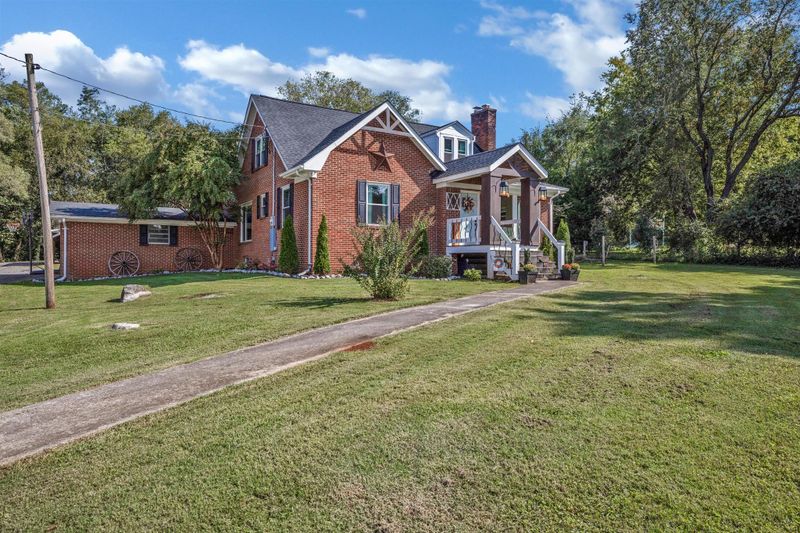 690 N Wright Rd, Alcoa, TN 37701