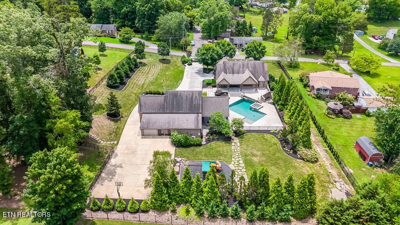 6900 Ferndale Rd, Knoxville, TN 37918