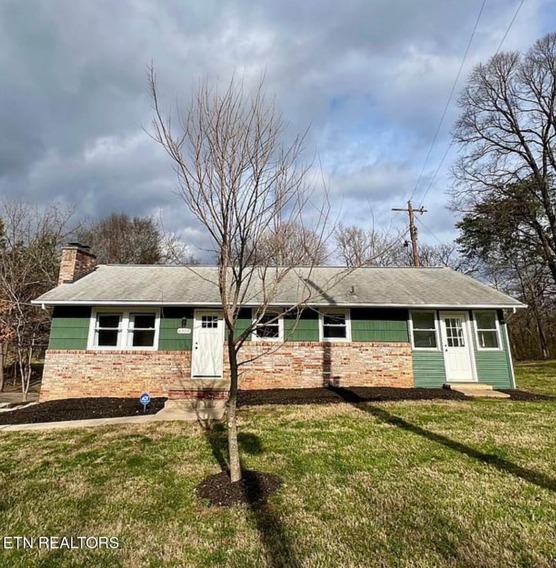 6900 Sevierville Pike, Knoxville, TN 37920