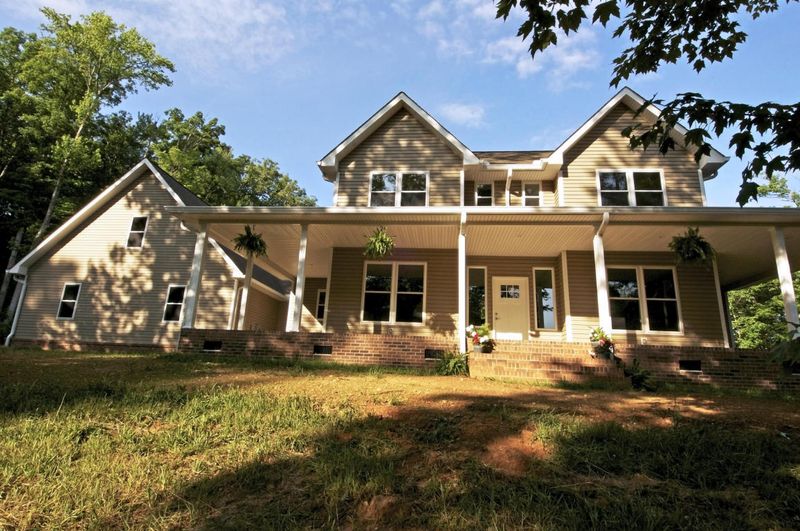 6901 Shady Valley Way, Corryton, TN 37721
