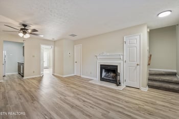 6904 Kings Crossing Way, Knoxville, TN 37918