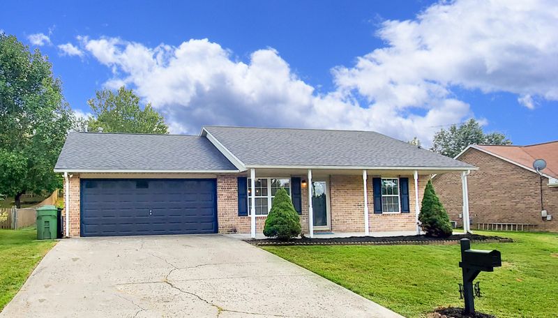 6906 Chloe Dr, Knoxville, TN 37918