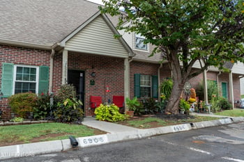 6906 Kings Crossing Way, Knoxville, TN 37918