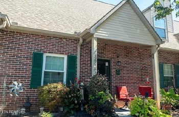 6906 Kings Crossing Way, Knoxville, TN 37918