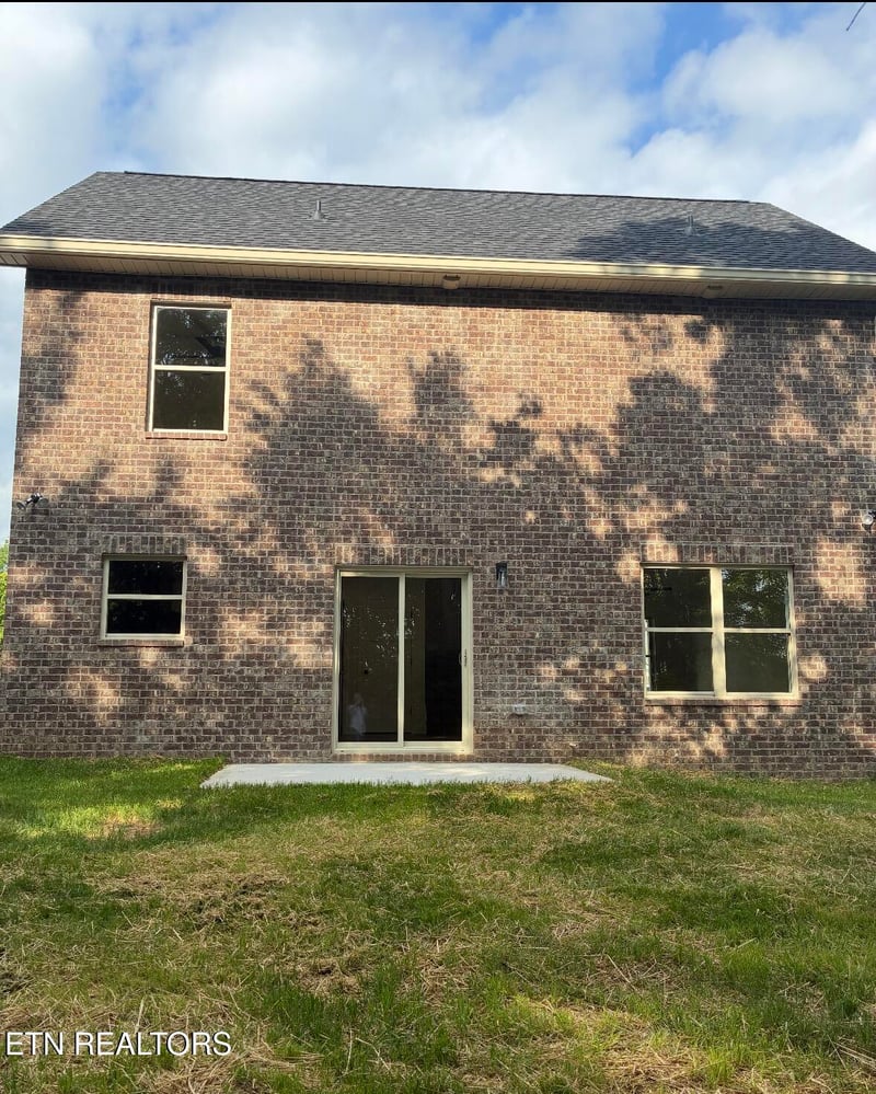 6906 Simmental Rd, Knoxville, TN 37918