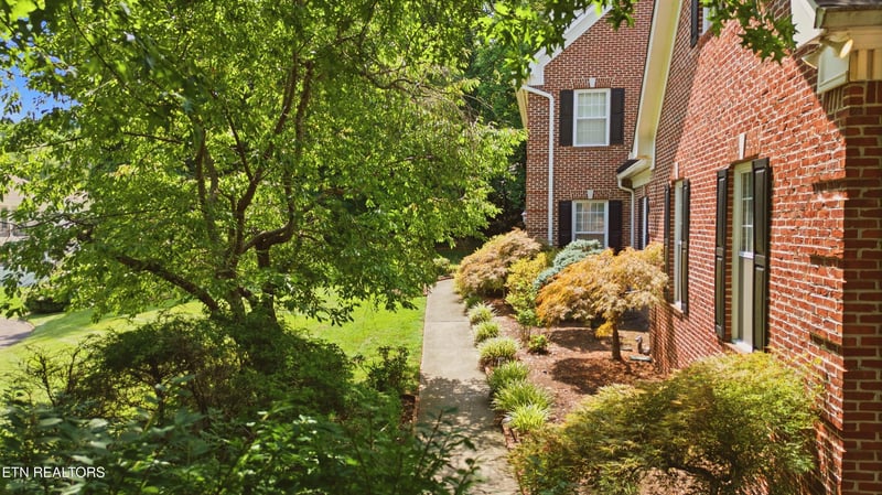 6908 Tallywood Cir, Knoxville, TN 37918