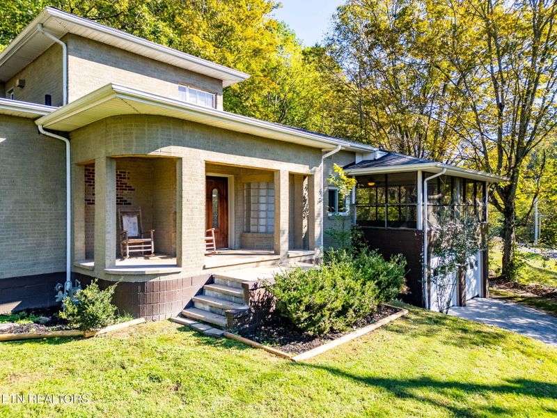 6908 Weaver Rd, Knoxville, TN 37931