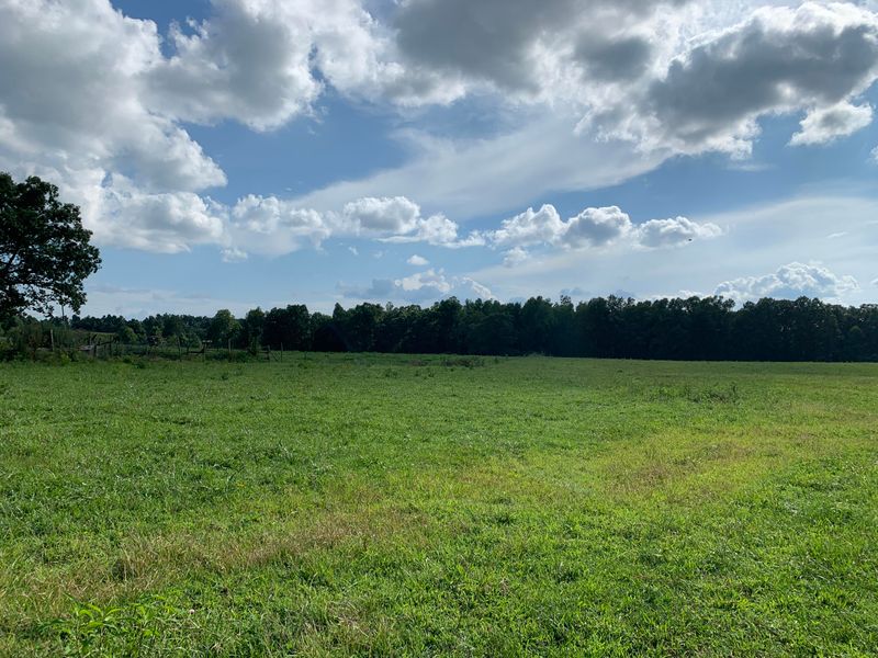 6909 Glade Creek Rd, Sparta, TN 38583