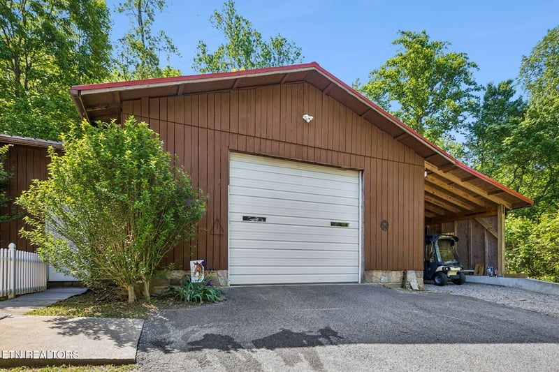 6911 Sevierville Pike, Knoxville, TN 37920