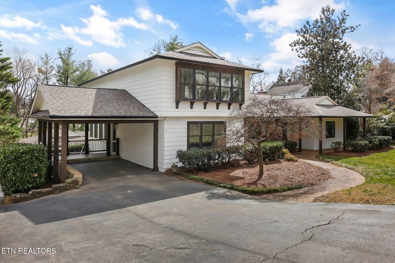 6914 Stone Mill Dr, Knoxville, TN 37919
