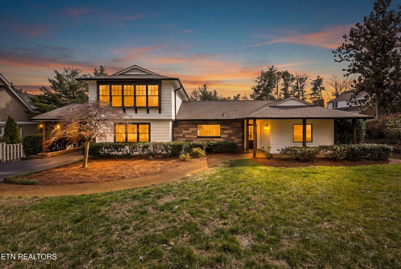 6914 Stone Mill Dr, Knoxville, TN 37919