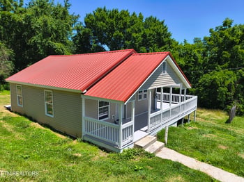 6915 Wood Rd, Corryton, TN 37721