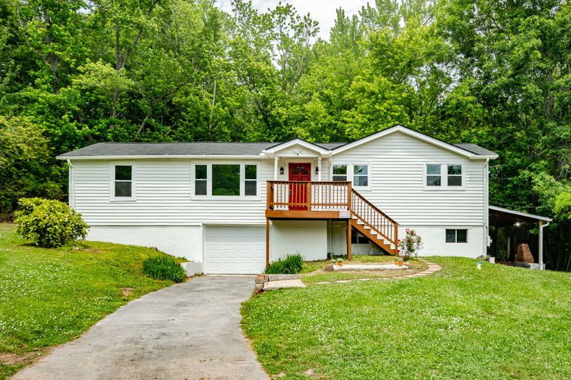 6916 Dantedale Rd, Knoxville, TN 37918
