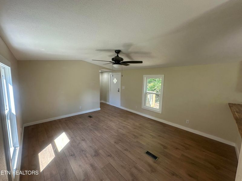 6916 Sam Tillery Rd, Knoxville, TN 37918