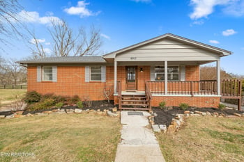 6917 Heatherbrook Dr, Knoxville, TN 37931