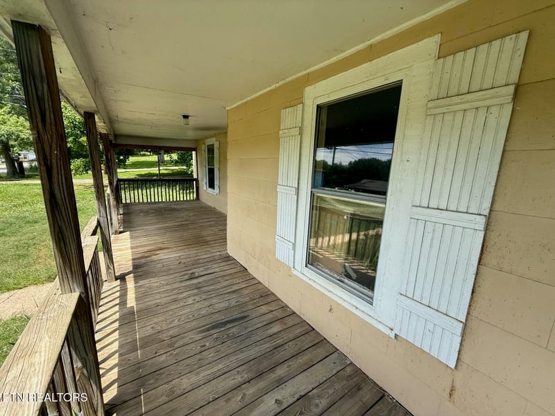 6918 Beeler Rd, Knoxville, TN 37918