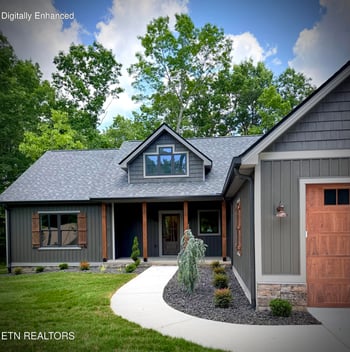 692 St George Dr, Crossville, TN 38558