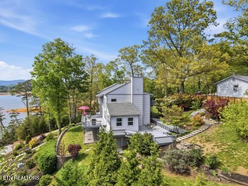 692 Turtle Pointe Rd, Bean Station, TN 37708