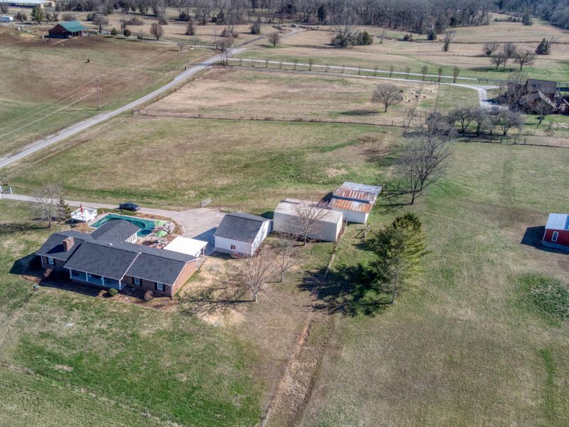 6921 Fair Meadow Ln, Corryton, TN 37721
