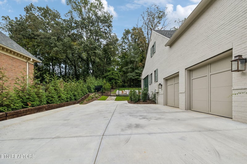 6922 Old Kent Dr, Knoxville, TN 37919