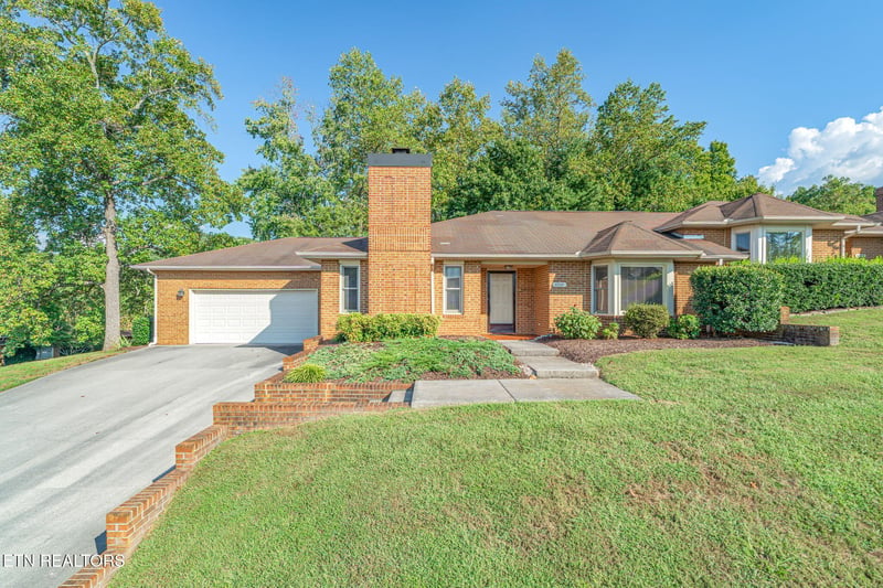 6924 Bridle Ct, Knoxville, TN 37921