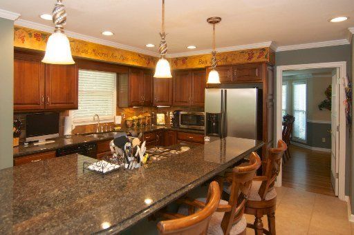 693 Tree Ridge Rd, Knoxville, TN 37922