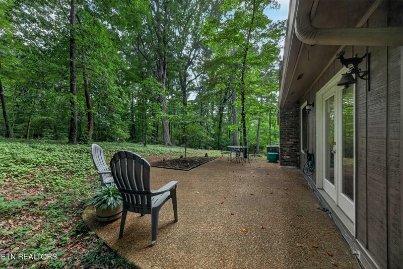 6933 Riverwood Dr, Knoxville, TN 37920