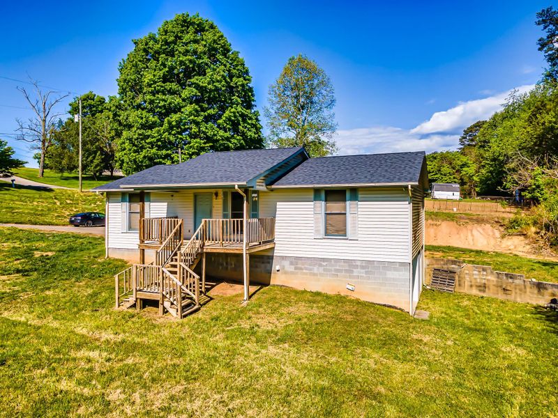 6940 Calvary Way, Corryton, TN 37721